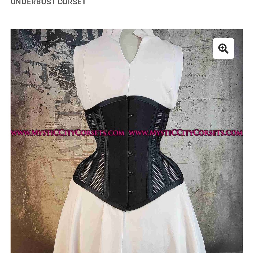 Black Lace-Up Corset